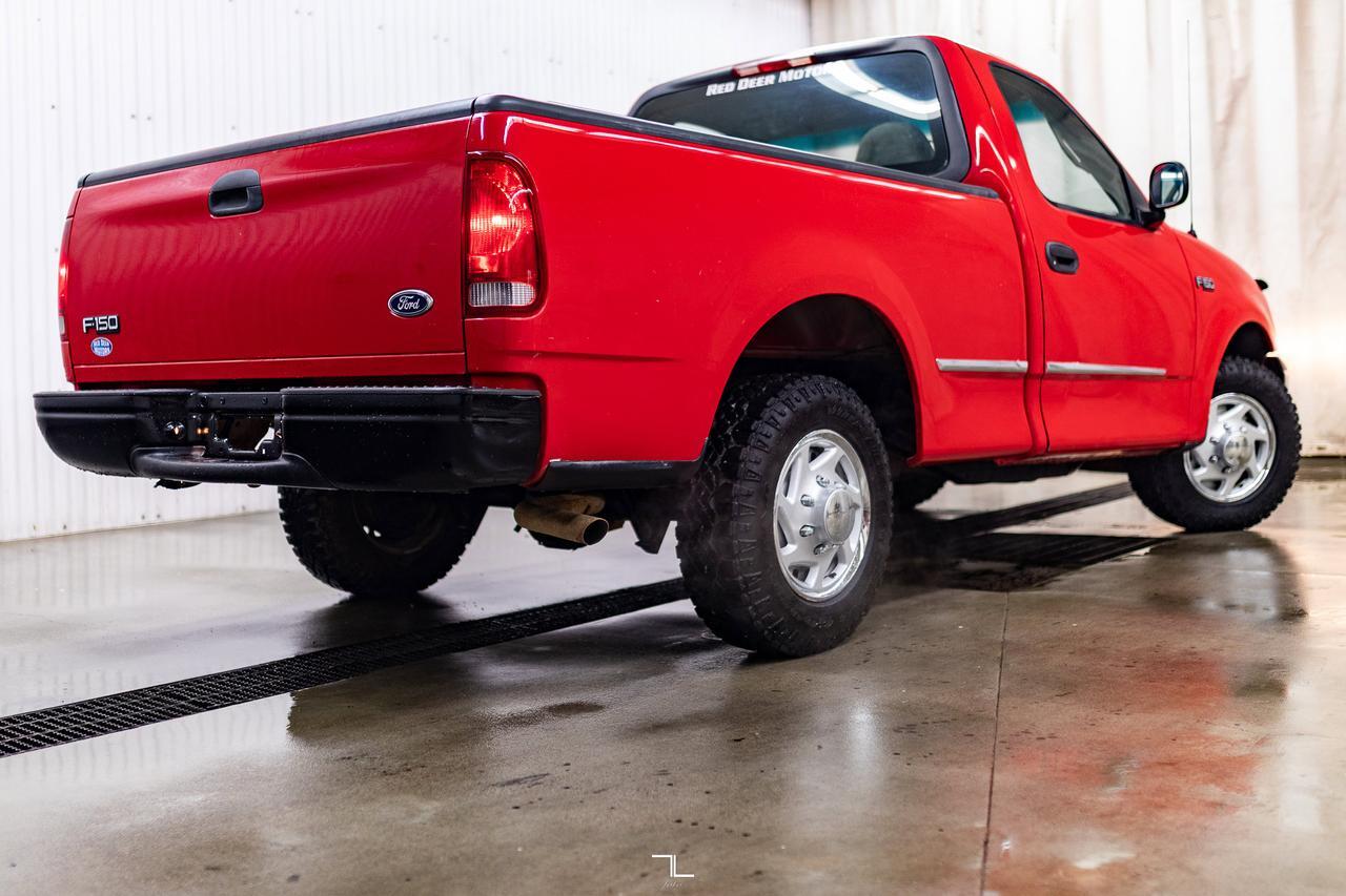 2000 Ford F-150 4x2 Reg Cab XL Short Box Red Deer AB