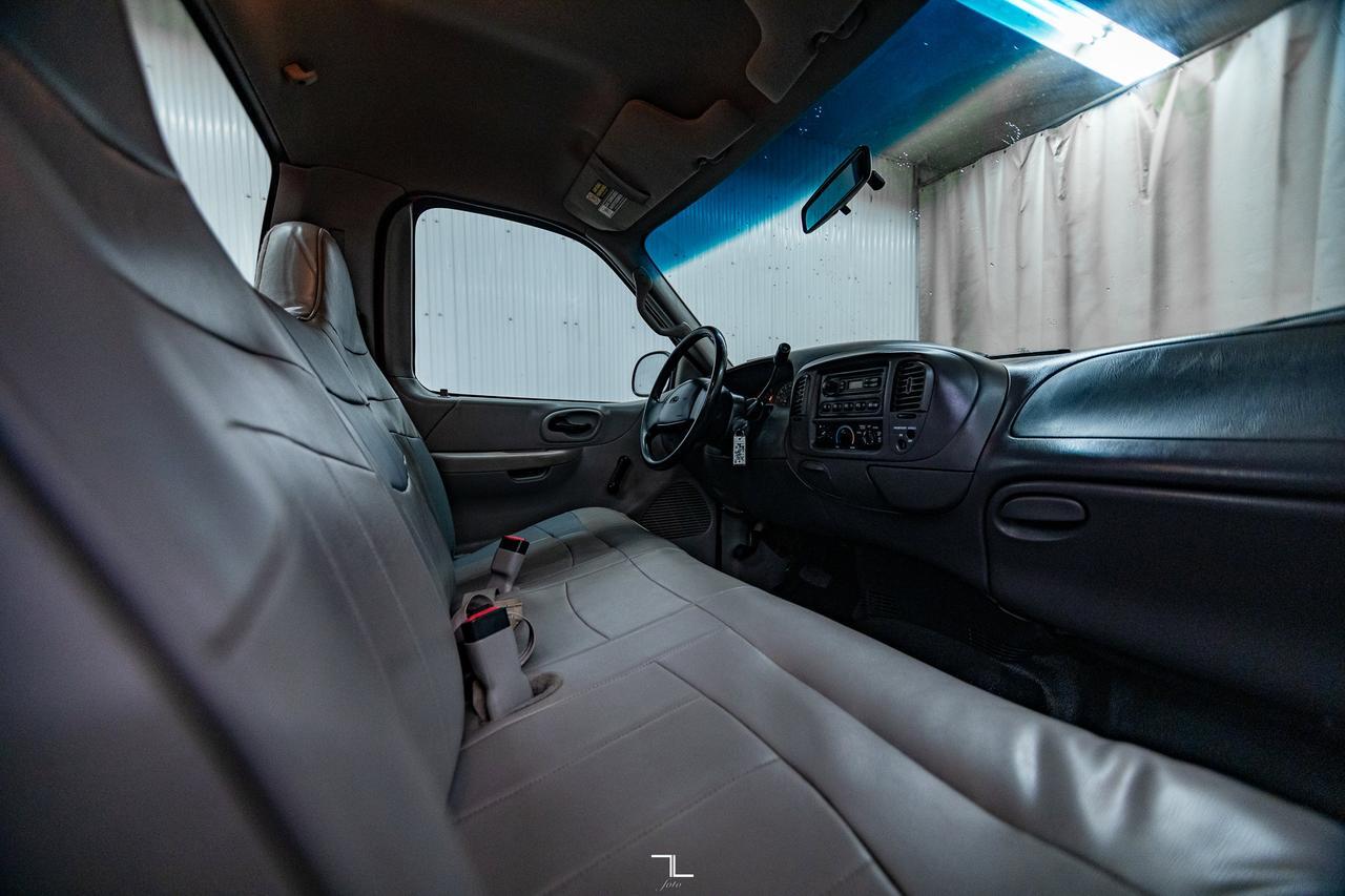 2000 Ford F-150 4x2 Reg Cab XL Short Box Red Deer AB