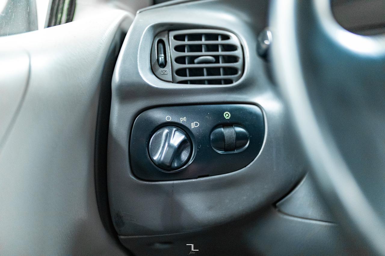 2000 Ford F-150 4x2 Reg Cab XL Short Box Red Deer AB