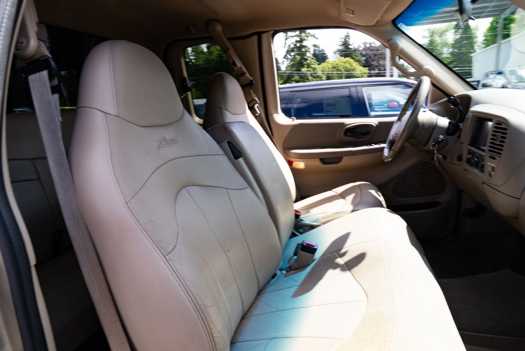 2000 Ford F-150 Lariat Milwaukie OR