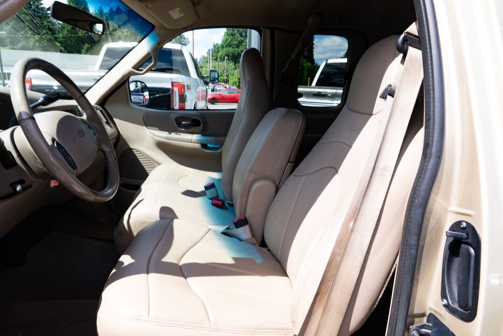 2000 Ford F-150 Lariat Milwaukie OR