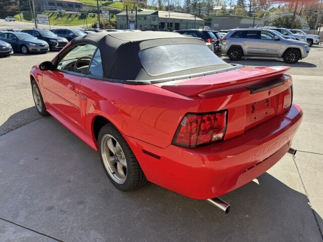 2000 Ford Mustang North Versailles PA
