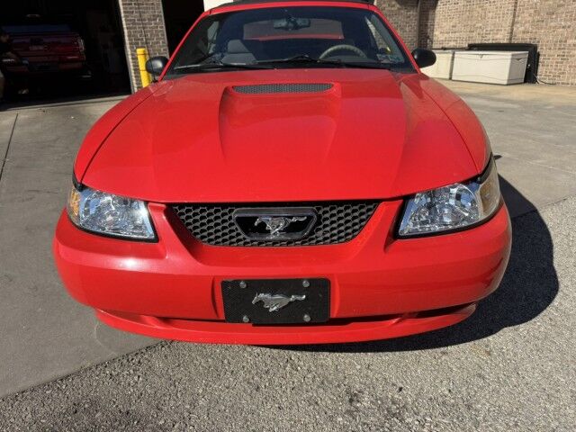 2000 Ford Mustang North Versailles PA