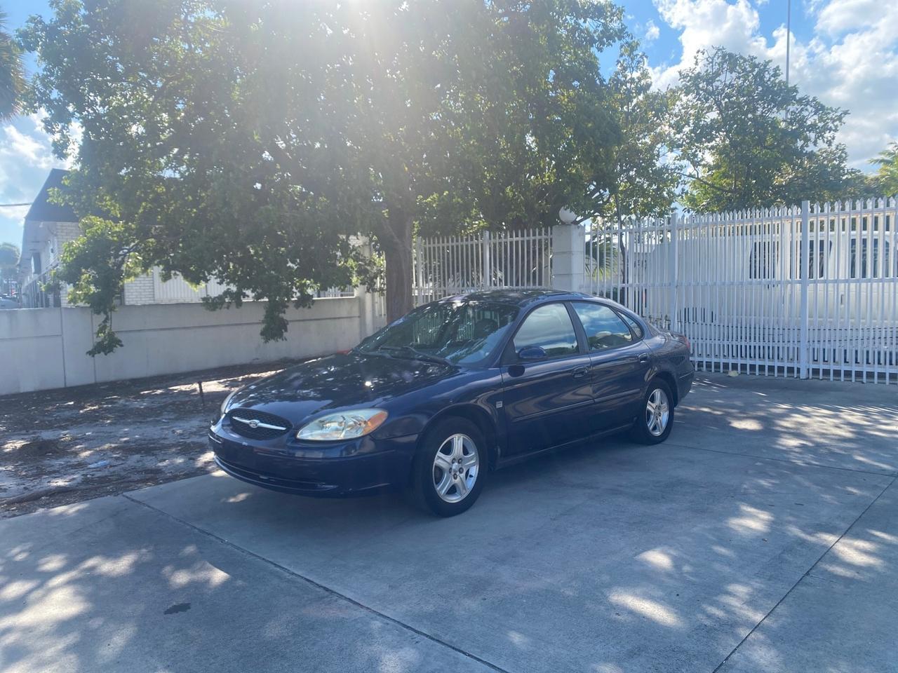 2000 Ford Taurus SEL Pompano Beach FL