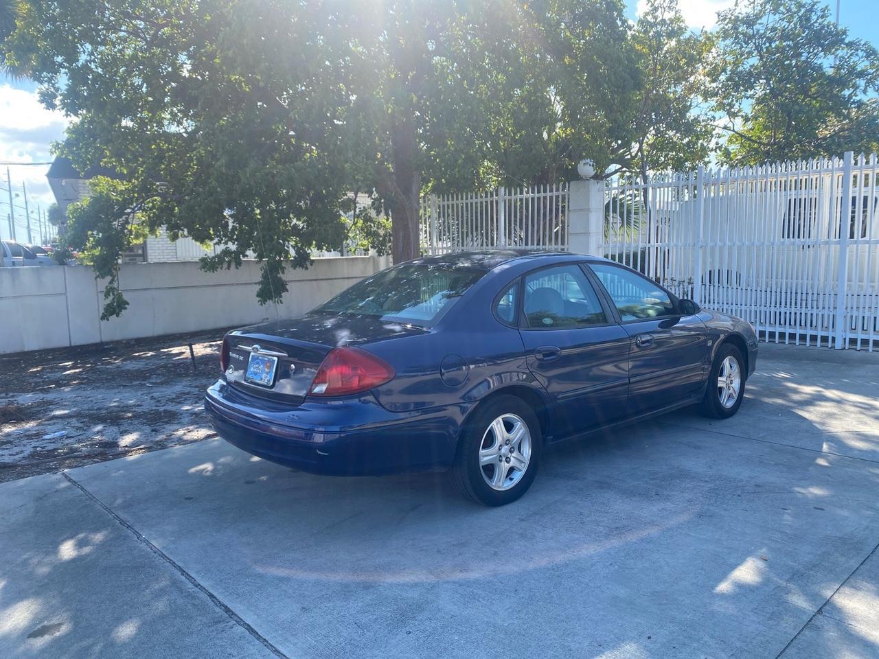 2000 Ford Taurus SEL Pompano Beach FL