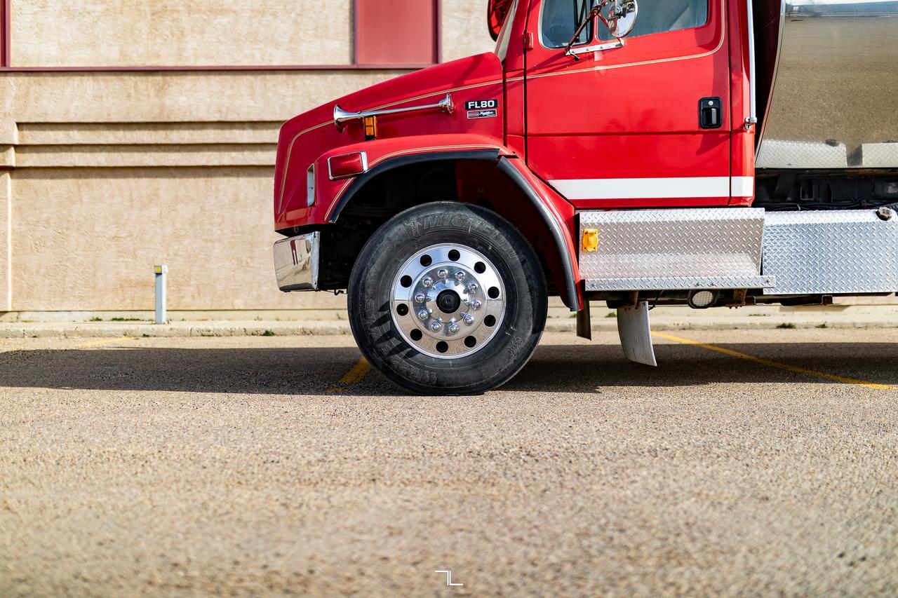 2000 Freightliner FL80 Day Cab SS Water Tanker Diesel Red Deer AB