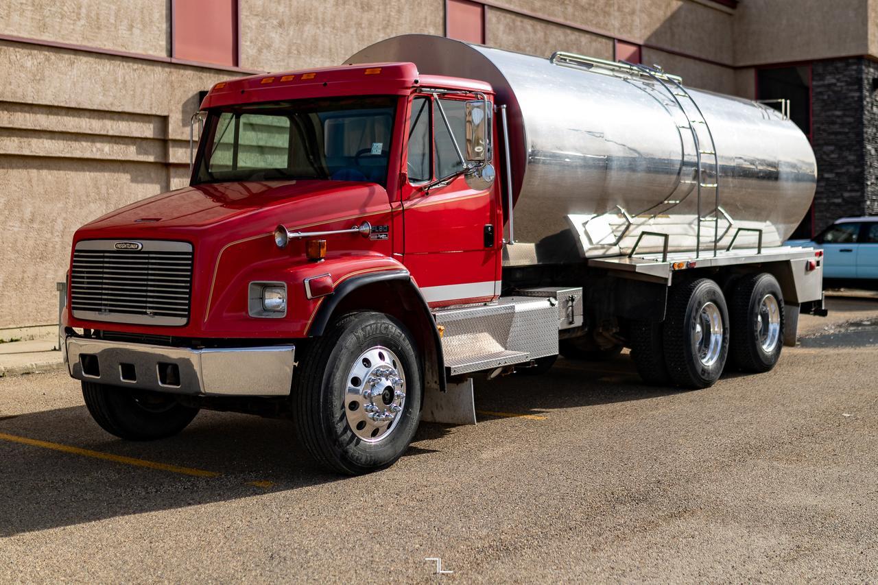 2000 Freightliner FL80 Day Cab SS Water Tanker Diesel Red Deer AB