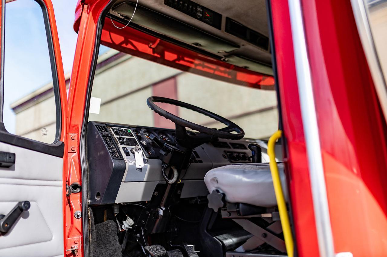2000 Freightliner FL80 Day Cab SS Water Tanker Diesel Red Deer AB