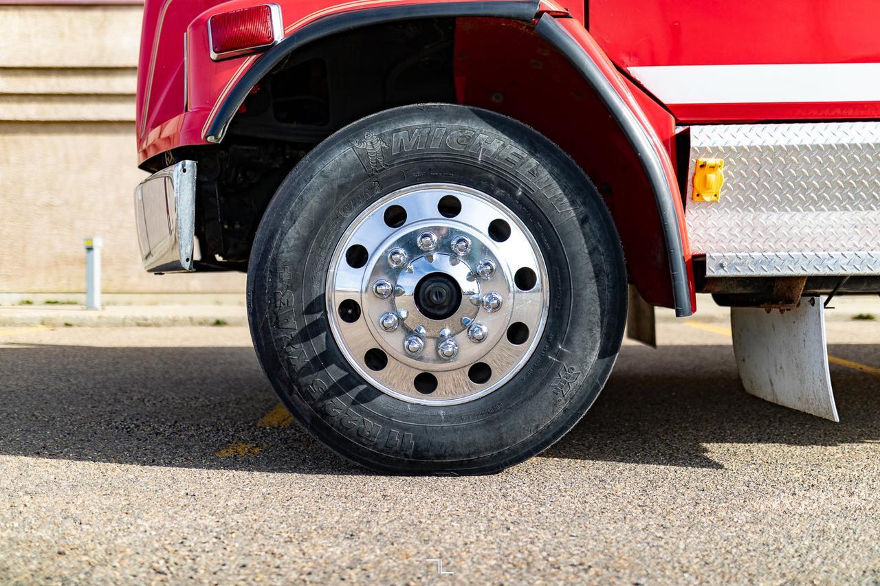 2000 Freightliner FL80 Day Cab SS Water Tanker Diesel Red Deer AB