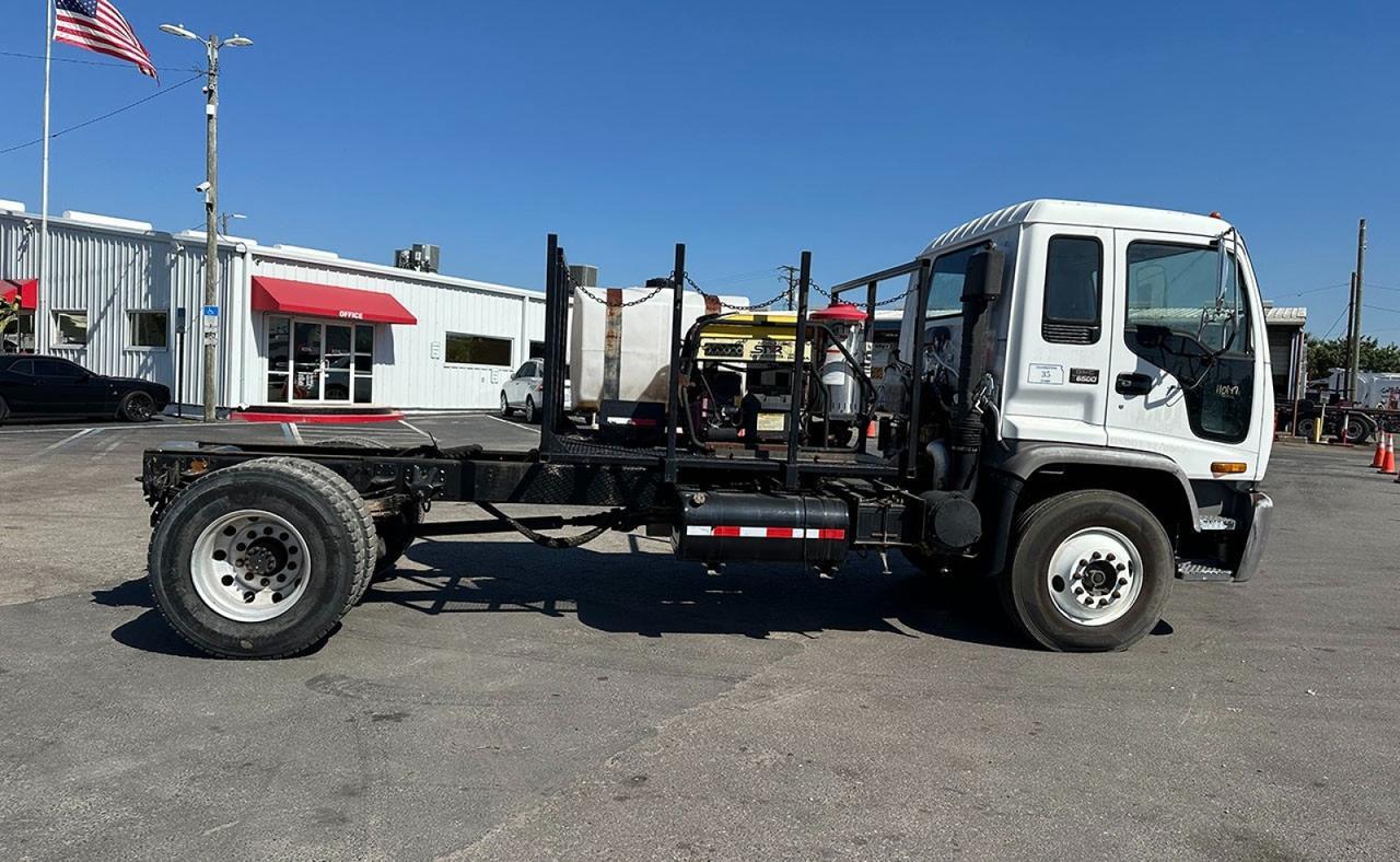2000 GMC T6500 Cab & Chassi Tampa FL