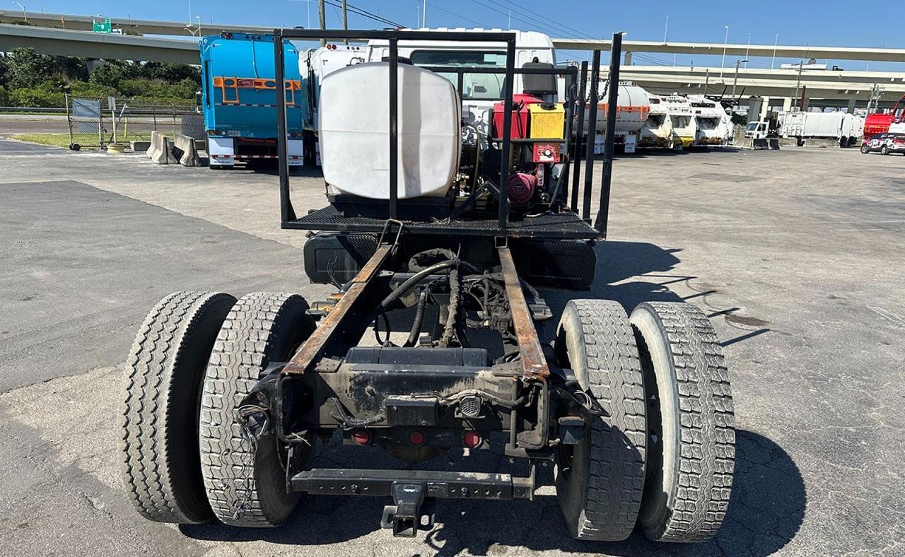 2000 GMC T6500 Cab & Chassi Tampa FL