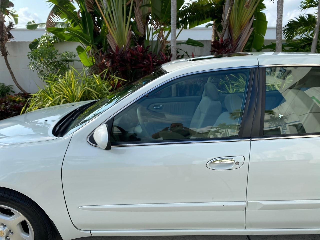 2000 INFINITI I30 Touring LOW MILES 27,139 1 OWNER Pompano Beach FL