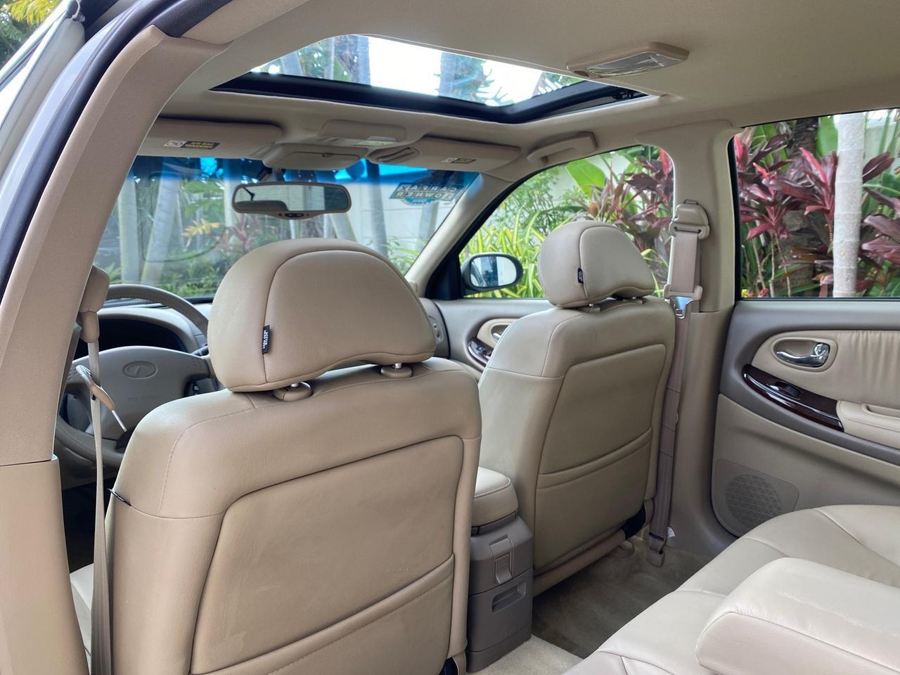 2000 INFINITI I30 Touring LOW MILES 27,139 1 OWNER Pompano Beach FL