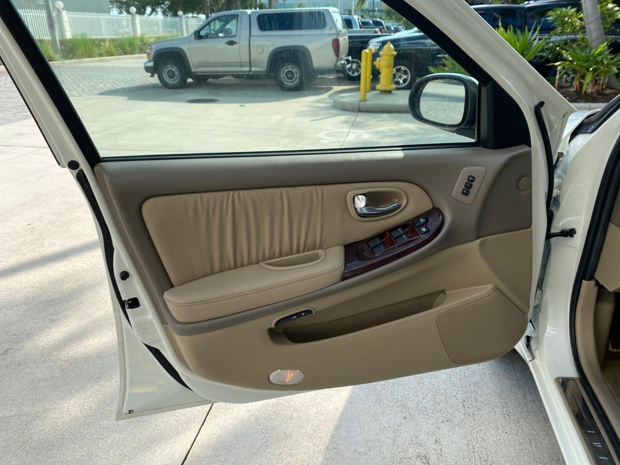 2000 INFINITI I30 Touring LOW MILES 27,139 1 OWNER Pompano Beach FL