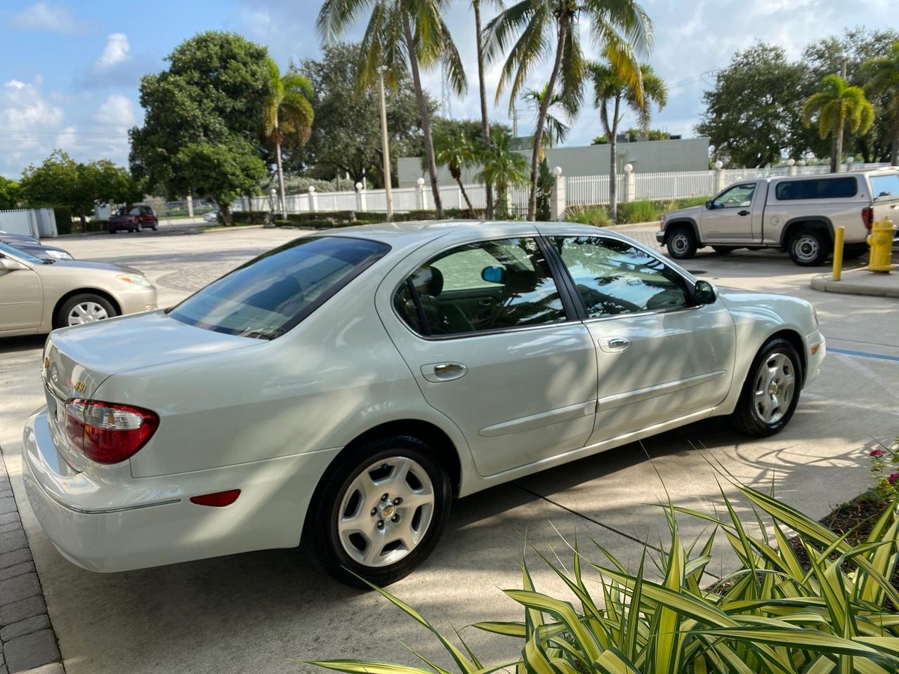 2000 INFINITI I30 Touring LOW MILES 27,139 1 OWNER Pompano Beach FL