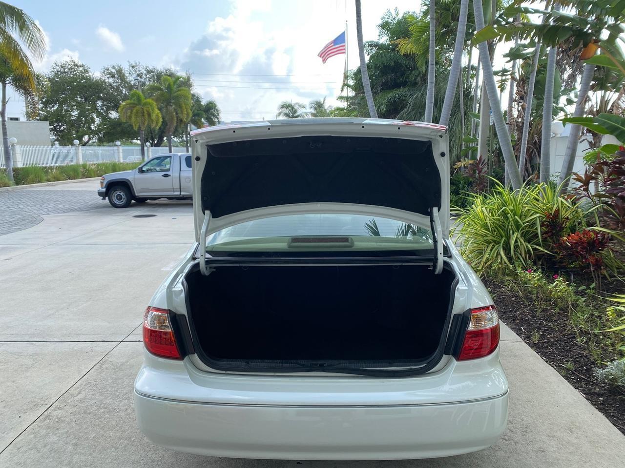 2000 INFINITI I30 Touring LOW MILES 27,139 1 OWNER Pompano Beach FL