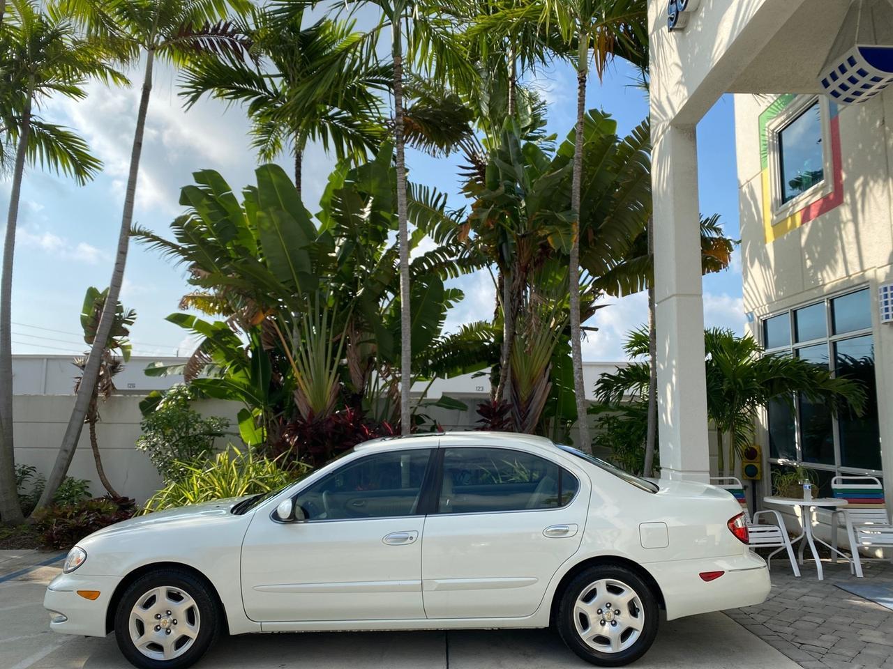 2000 INFINITI I30 Touring LOW MILES 27,139 1 OWNER Pompano Beach FL