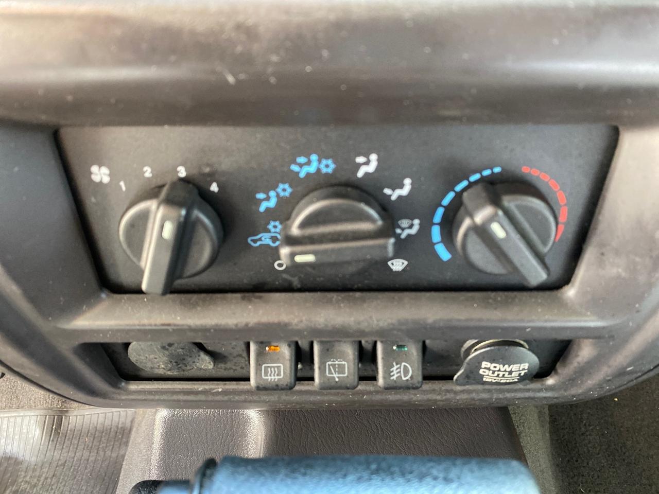 2000 Jeep Cherokee Sport 1 OWNER 4X4 AC 4.0 6YL Pompano Beach FL