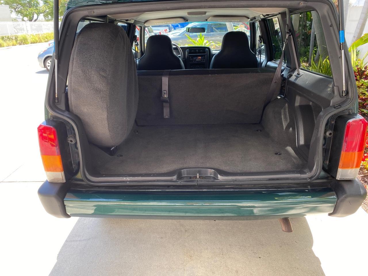 2000 Jeep Cherokee Sport 1 OWNER 4X4 AC 4.0 6YL Pompano Beach FL
