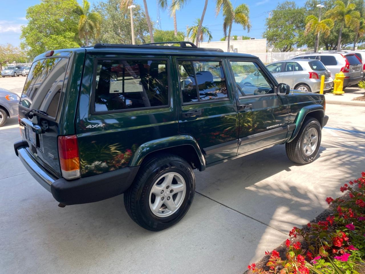 2000 Jeep Cherokee Sport 1 OWNER 4X4 AC 4.0 6YL Pompano Beach FL