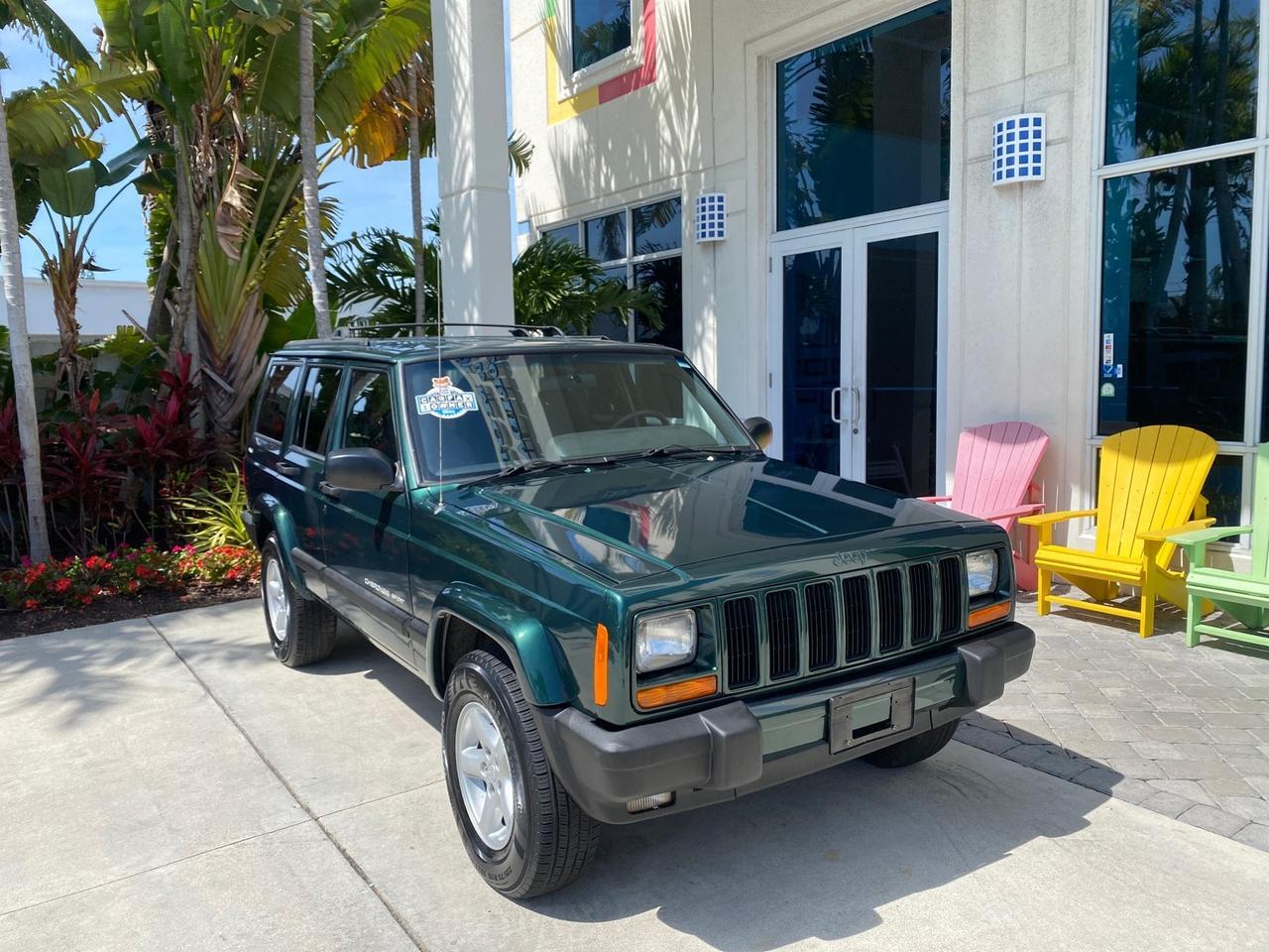2000 Jeep Cherokee Sport 1 OWNER 4X4 AC 4.0 6YL