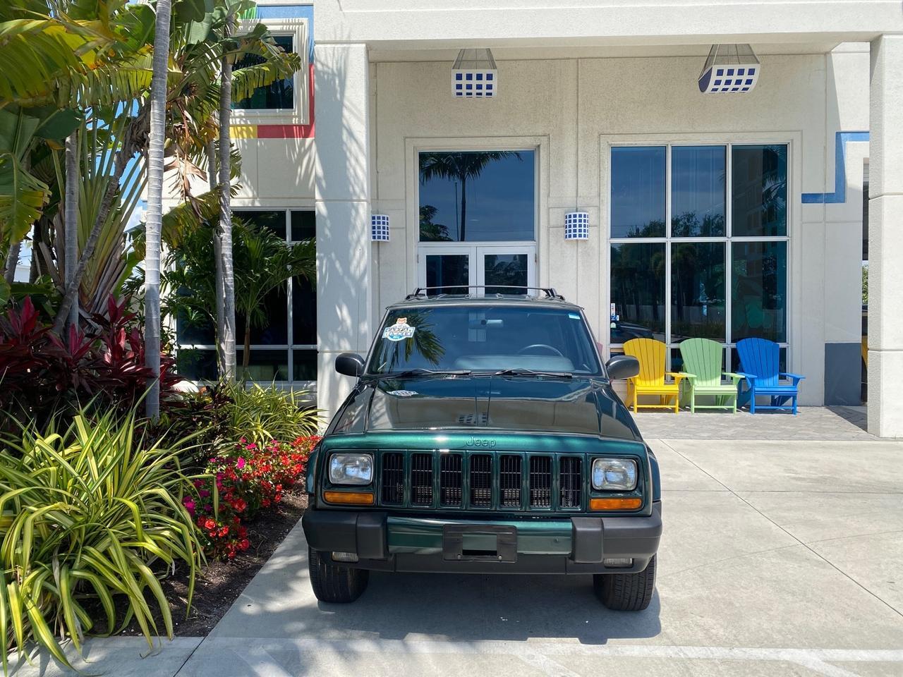 2000 Jeep Cherokee Sport 1 OWNER 4X4 AC 4.0 6YL Pompano Beach FL