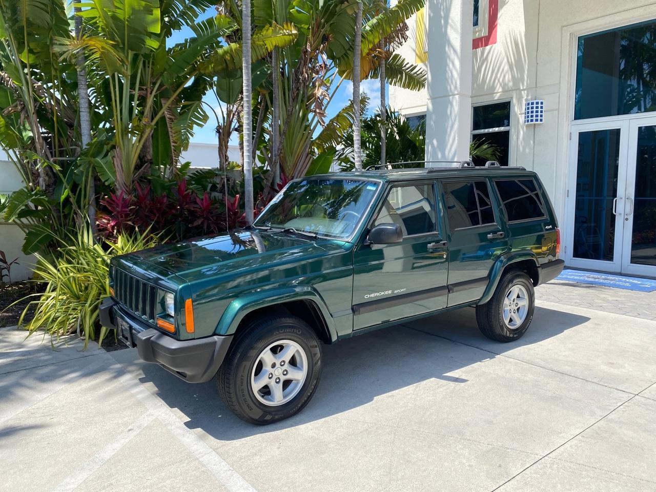 2000 Jeep Cherokee Sport 1 OWNER 4X4 AC 4.0 6YL Pompano Beach FL