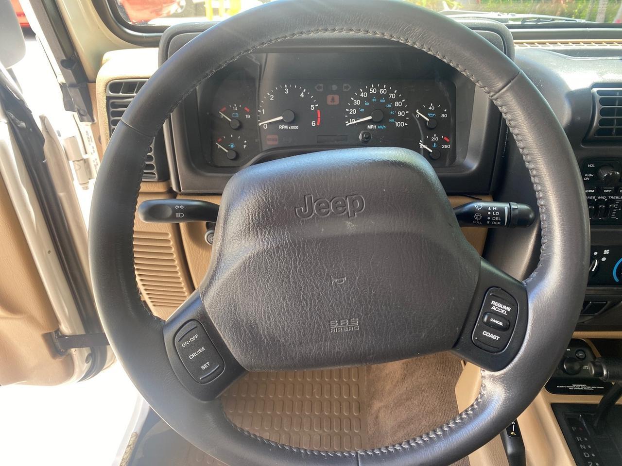 2000 Jeep Wrangler 4x4 AUTO AC Sport LOW MILES 69,222 Pompano Beach FL