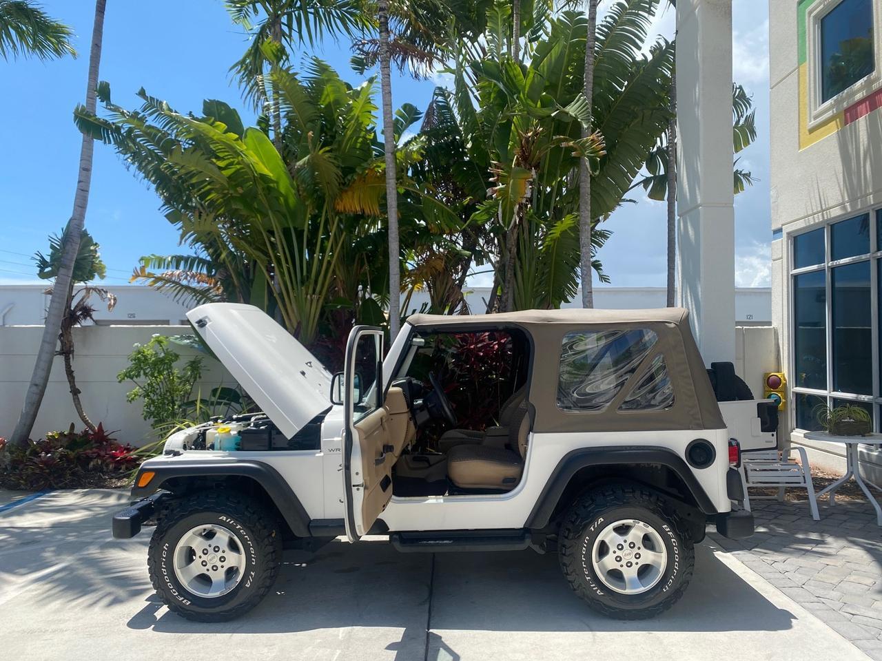 2000 Jeep Wrangler 4x4 AUTO AC Sport LOW MILES 69,222 Pompano Beach FL