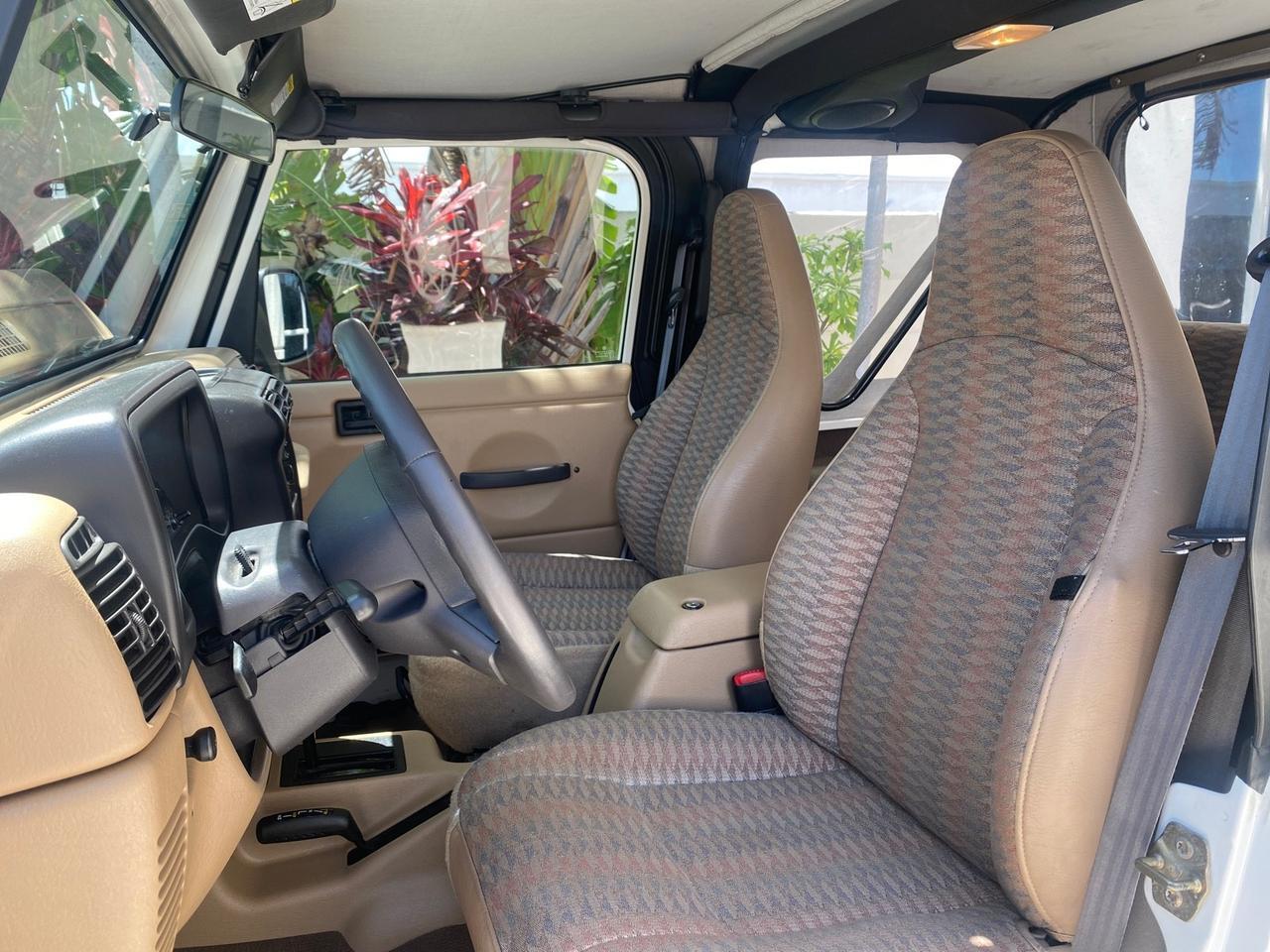 2000 Jeep Wrangler 4x4 AUTO AC Sport LOW MILES 69,222 Pompano Beach FL