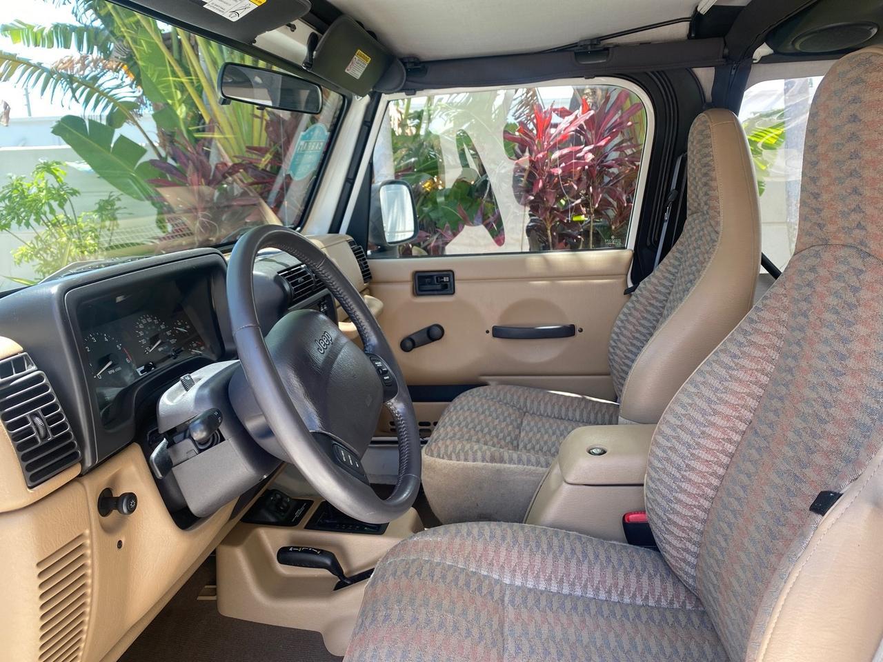 2000 Jeep Wrangler 4x4 AUTO AC Sport LOW MILES 69,222 Pompano Beach FL