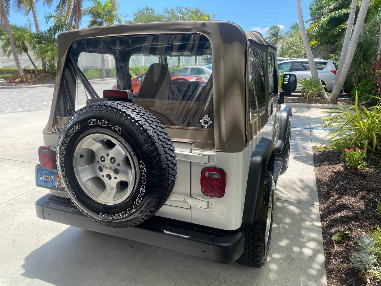 2000 Jeep Wrangler 4x4 AUTO AC Sport LOW MILES 69,222 Pompano Beach FL