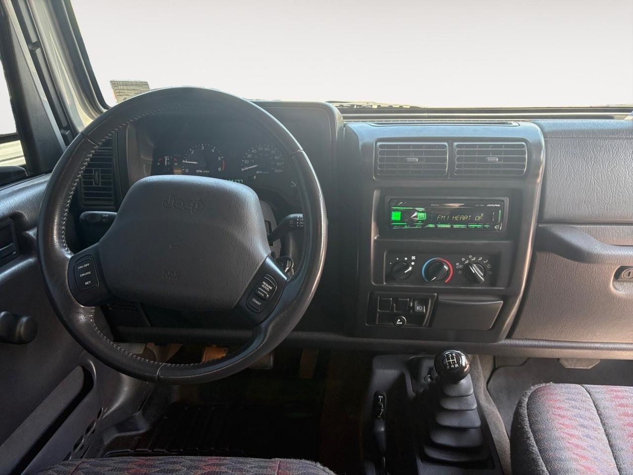 2000 Jeep Wrangler Sport 4.0L INLINE 6, MANUAL TRANSMISSION, BRUSH GUARD WITH HEAD LIGHTS, BLUETOOTH, LIFTED, LOW LOW MILEAGE, GREAT PRICE, THIS JEEP WON&apos;T LAST LONG, COME SEE IT TODAY! Virginia Beach VA