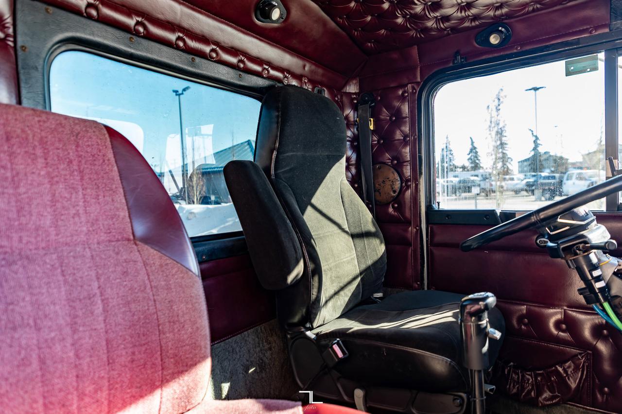 2000 Kenworth T-800 Daycab Tandem Tractor Heavy Specs Red Deer AB