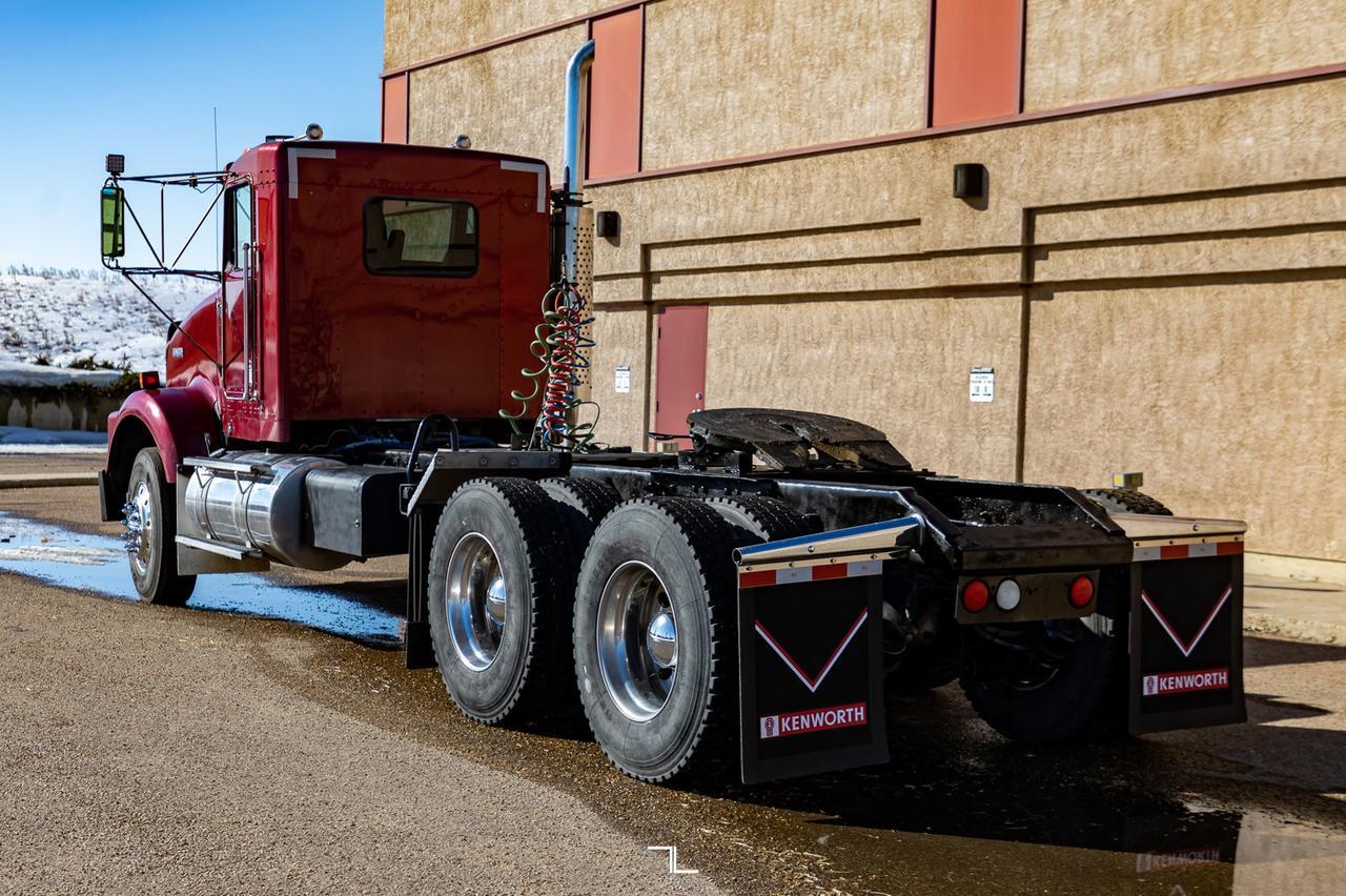 2000 Kenworth T-800 Daycab Tandem Tractor Heavy Specs Red Deer AB
