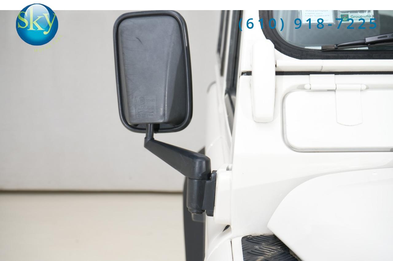 2000 Land Rover Defender 90 4WD Td5 5-Speed Manual Turbo Diesel West Chester PA