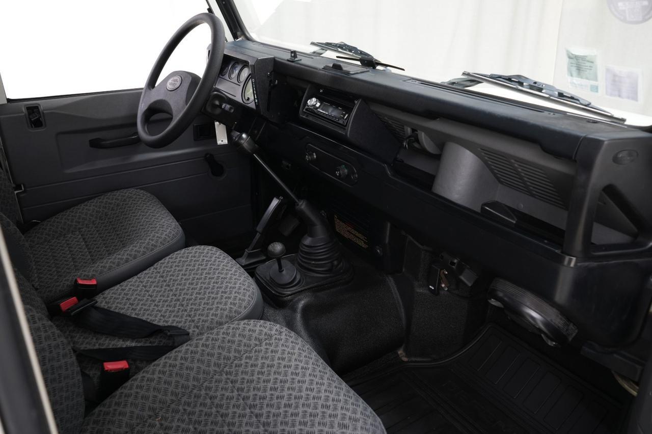 2000 Land Rover Defender 90 4WD Td5 5-Speed Manual Turbo Diesel West Chester PA