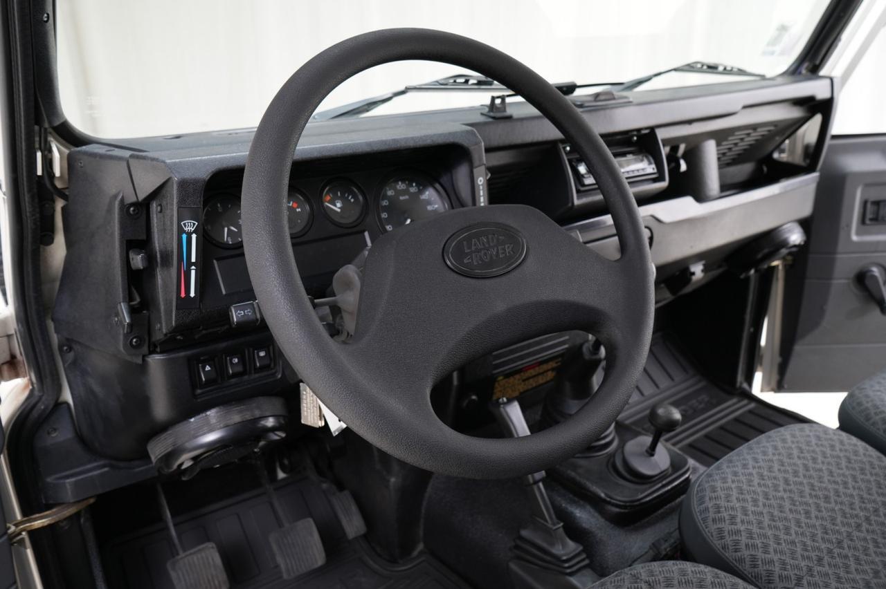 2000 Land Rover Defender 90 4WD Td5 5-Speed Manual Turbo Diesel West Chester PA