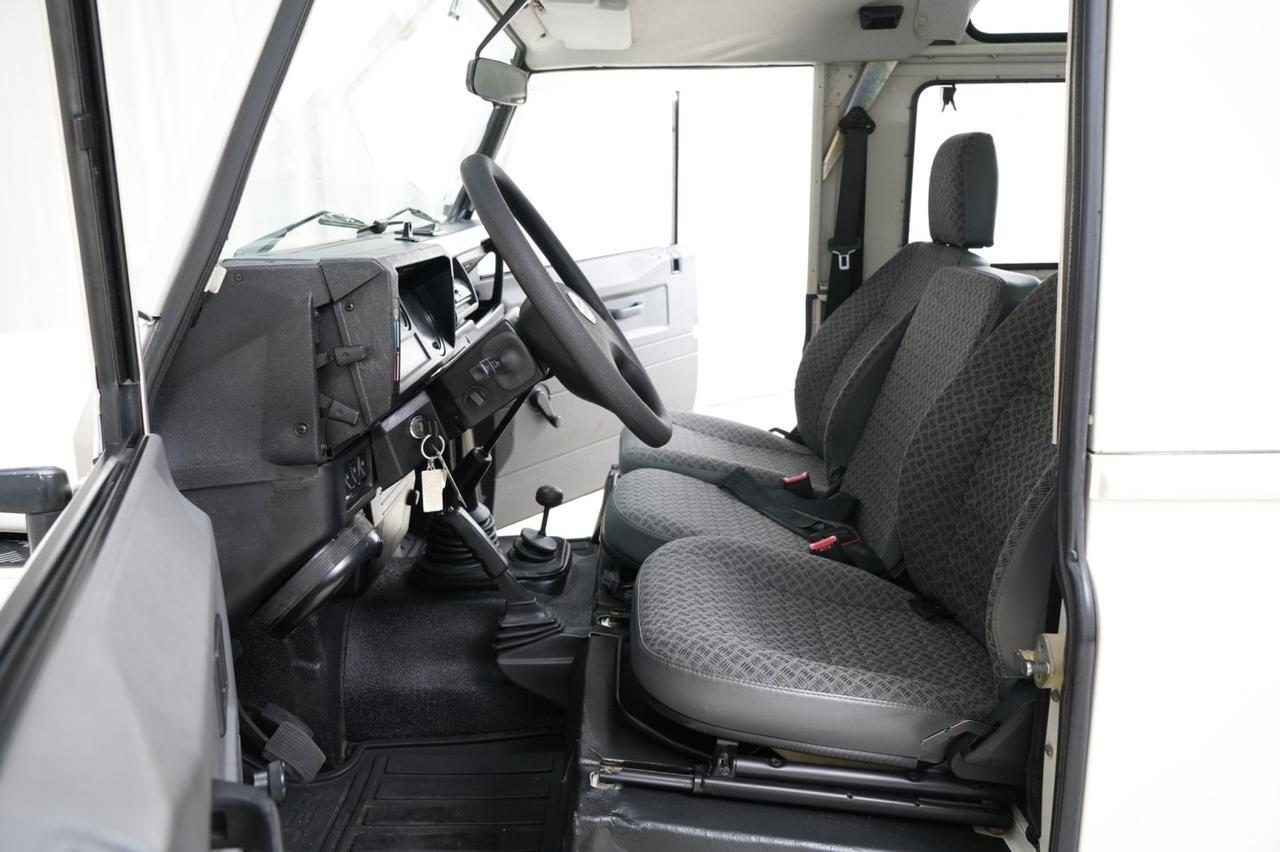 2000 Land Rover Defender 90 4WD Td5 5-Speed Manual Turbo Diesel West Chester PA