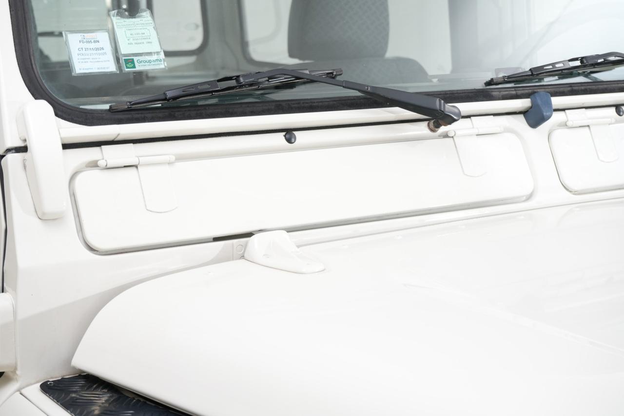 2000 Land Rover Defender 90 4WD Td5 5-Speed Manual Turbo Diesel West Chester PA