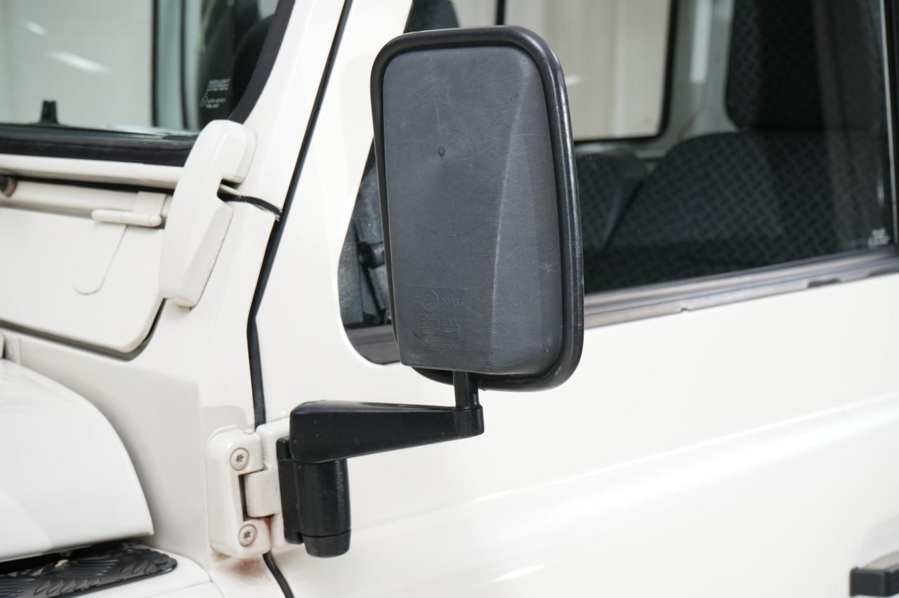 2000 Land Rover Defender 90 4WD Td5 5-Speed Manual Turbo Diesel West Chester PA