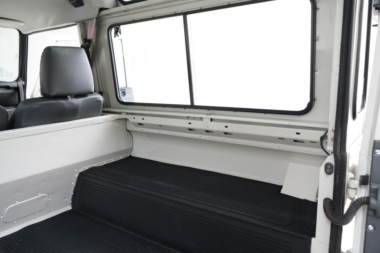 2000 Land Rover Defender 90 4WD Td5 5-Speed Manual Turbo Diesel West Chester PA