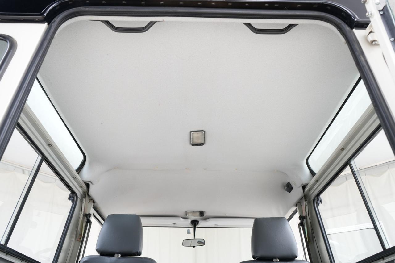 2000 Land Rover Defender 90 4WD Td5 5-Speed Manual Turbo Diesel West Chester PA