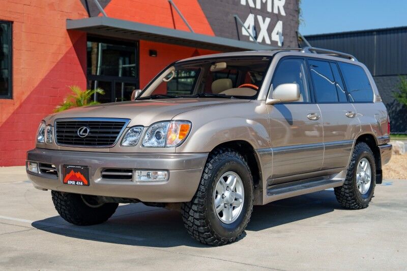 2000 Lexus LX 600 470's photo