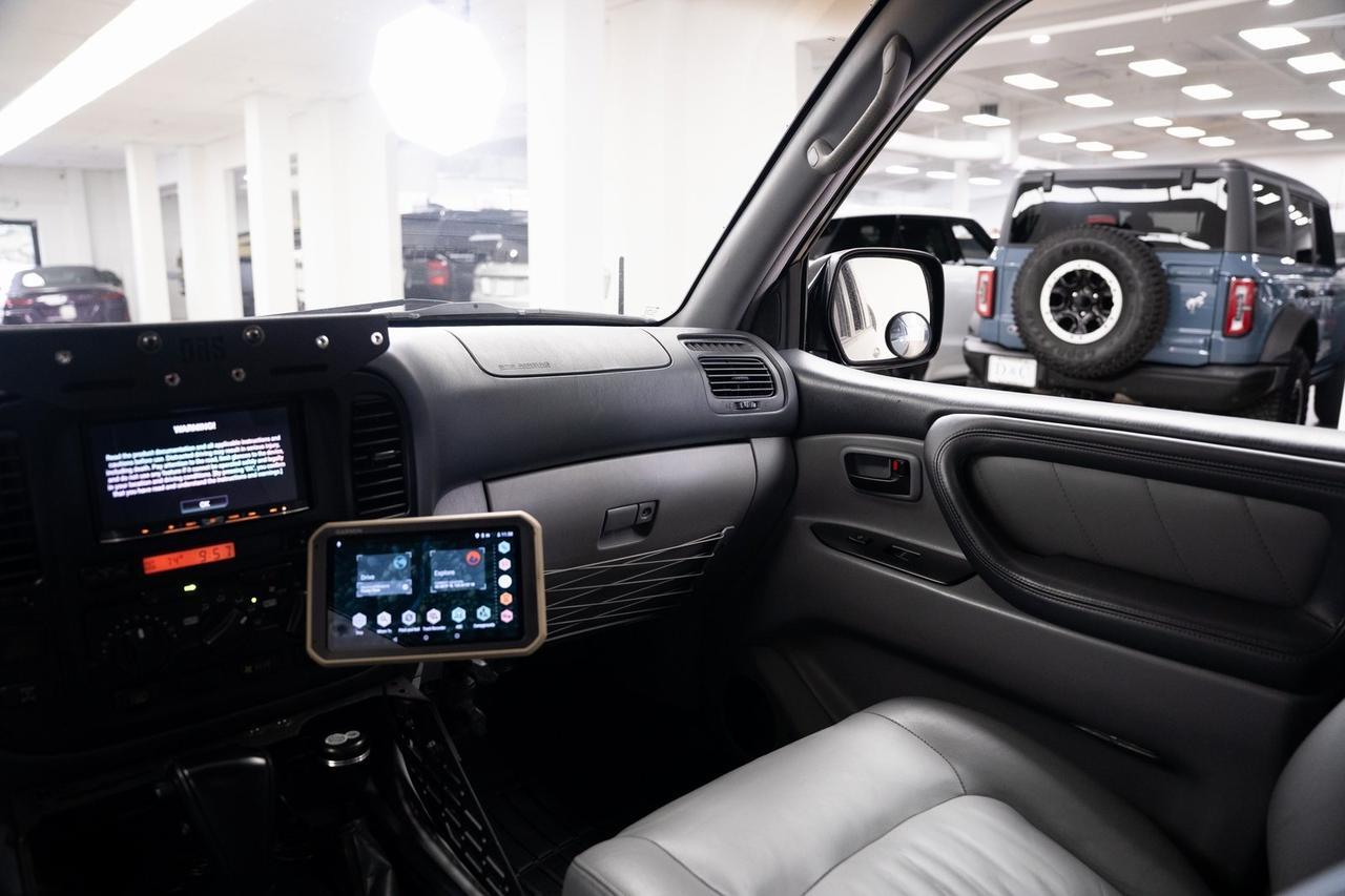 2000 Lexus LX 470 Portland OR