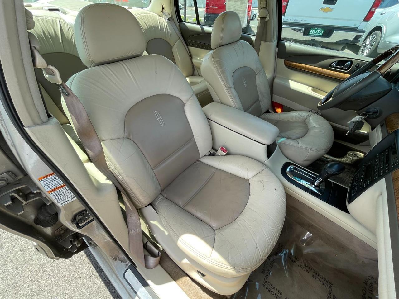 2000 Lincoln Continental 4DR SDN FWD 4D SEDAN Spokane WA