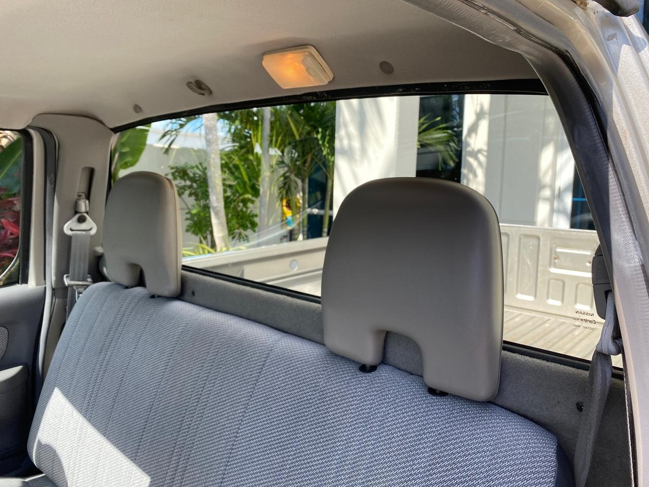 2000 Nissan Frontier 2WD AUTO AC XE LOW MILES 51,826 Pompano Beach FL