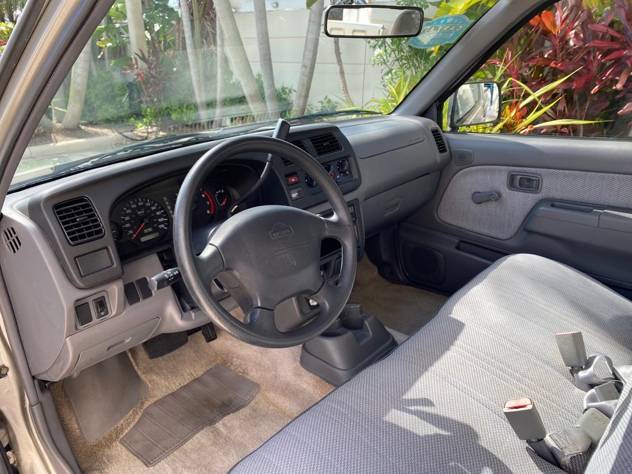 2000 Nissan Frontier 2WD AUTO AC XE LOW MILES 51,826 Pompano Beach FL