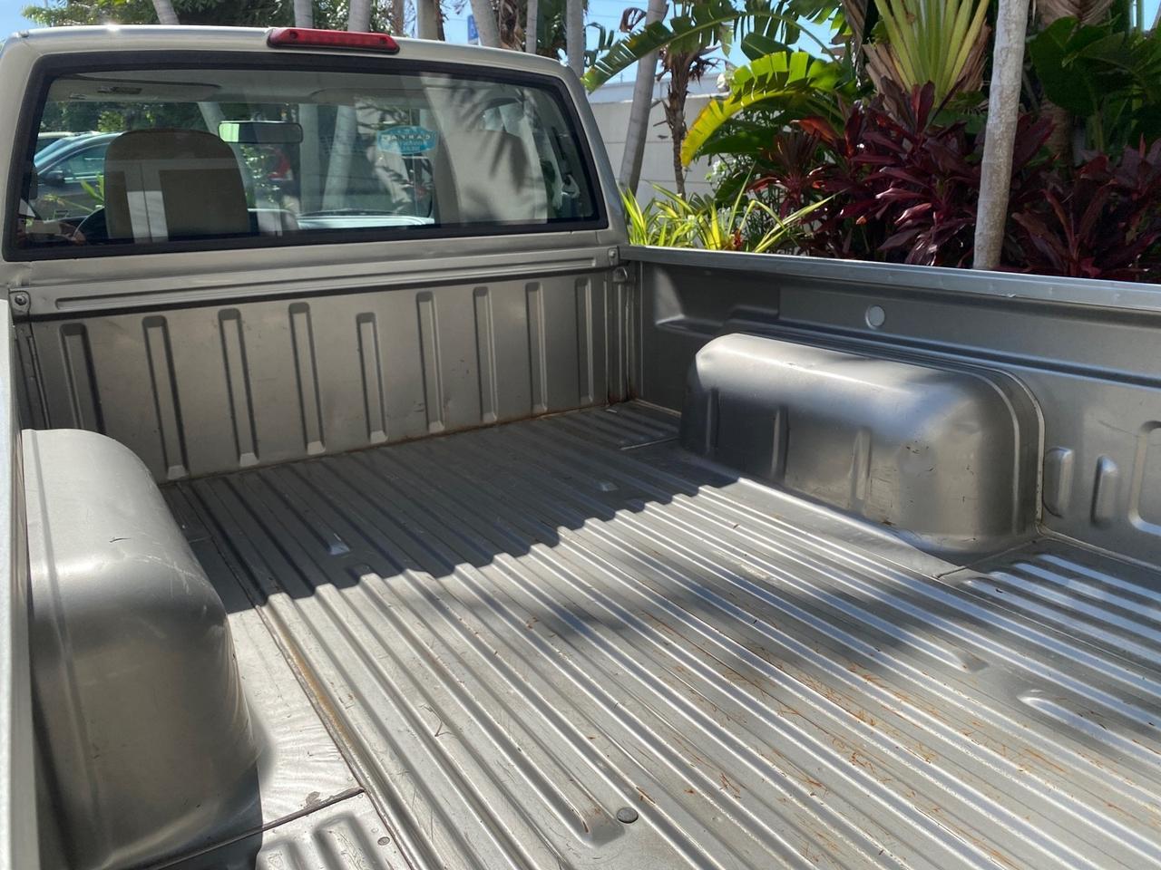 2000 Nissan Frontier 2WD AUTO AC XE LOW MILES 51,826 Pompano Beach FL