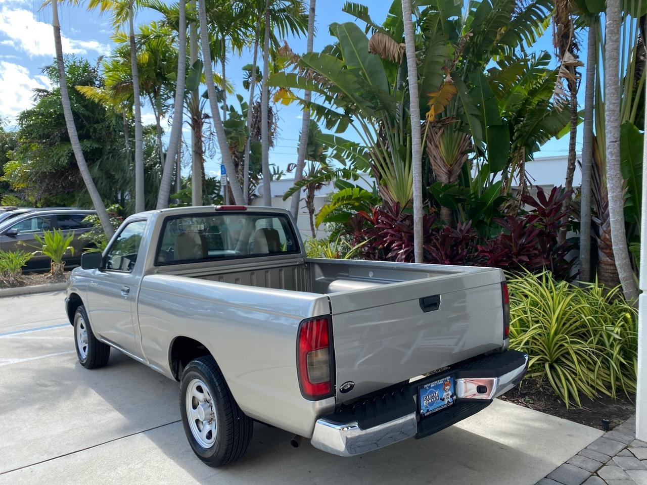 2000 Nissan Frontier 2WD AUTO AC XE LOW MILES 51,826 Pompano Beach FL